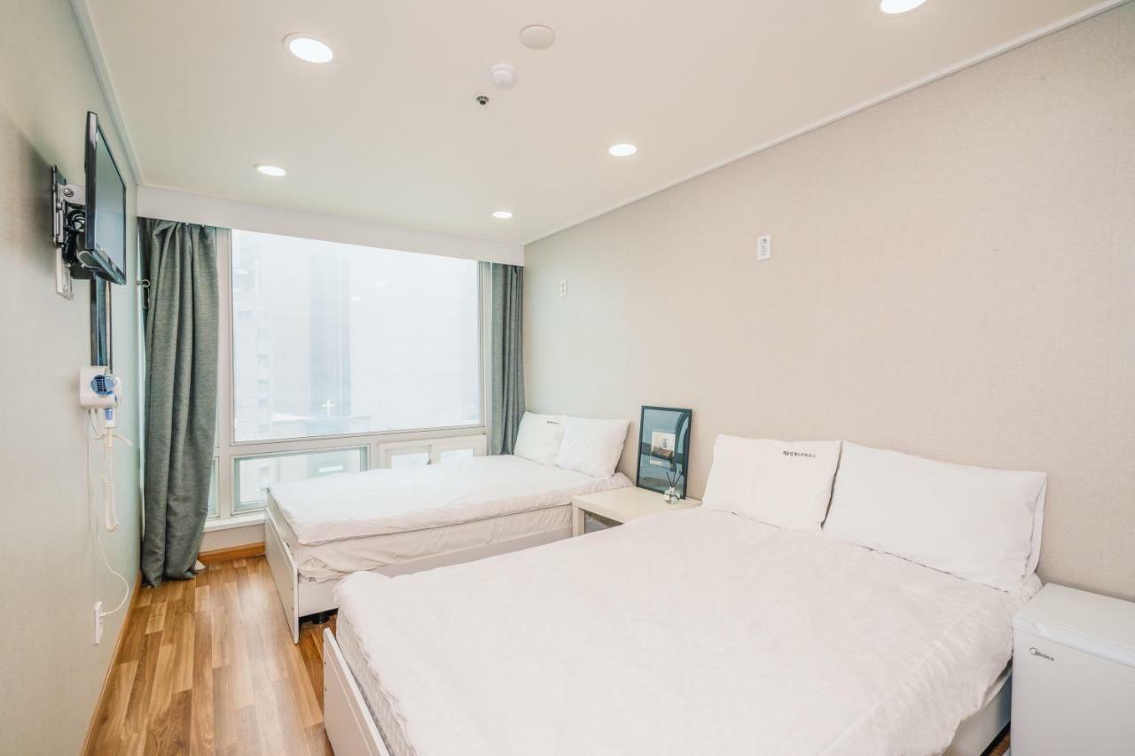 Haeundae Guesthouse ปูซาน ภายนอก รูปภาพ