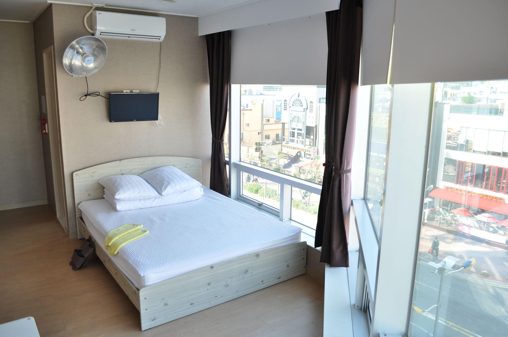 Haeundae Guesthouse ปูซาน ภายนอก รูปภาพ